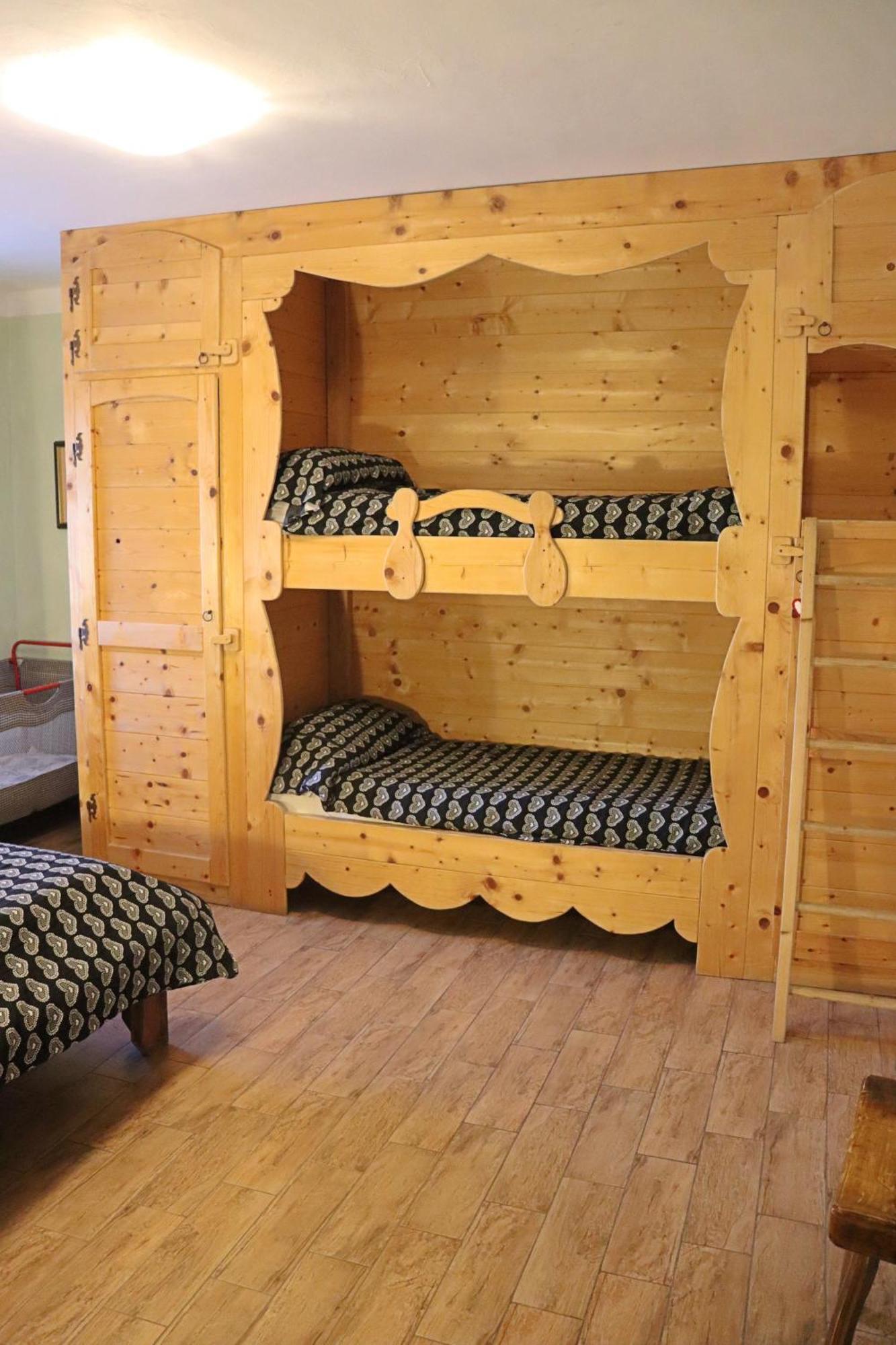 Chevres A Cheval - Apartment Aosta Eksteriør billede