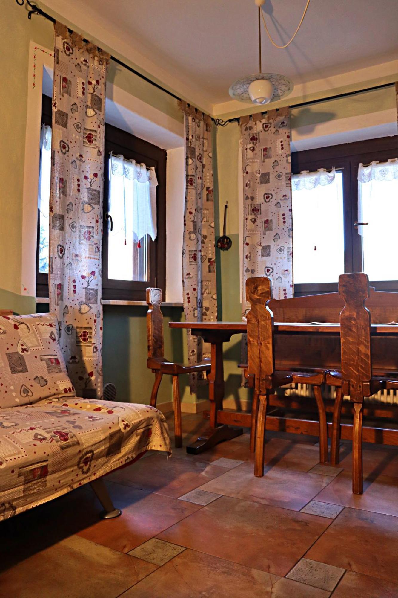 Chevres A Cheval - Apartment Aosta Eksteriør billede